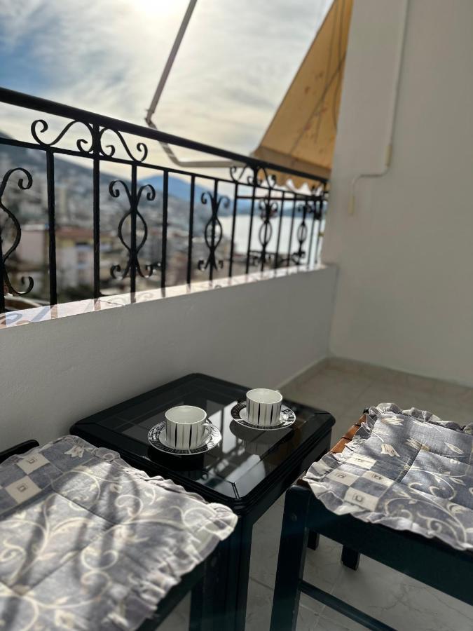 Comfort 2 Apartment Saranda Dış mekan fotoğraf