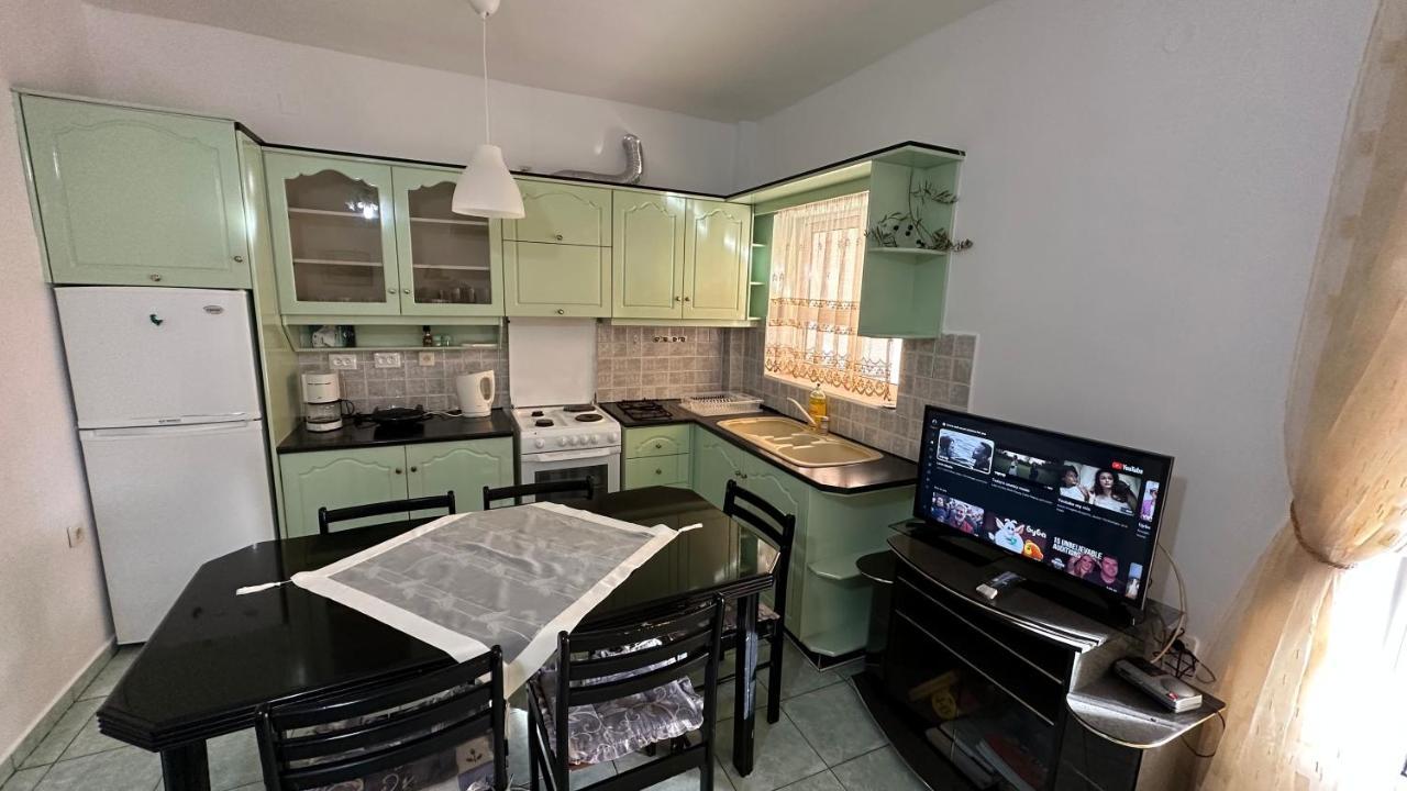 Comfort 2 Apartment Saranda Dış mekan fotoğraf